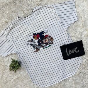 ACME Looney Tunes Bugs Bunny Embroidered Baseball Top 💗 White